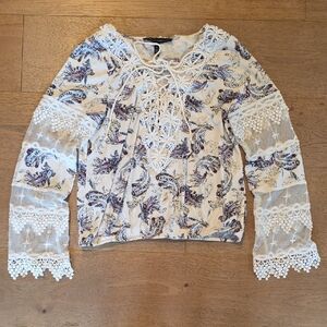 White House Black Market Lace Detail Blouse - White and Blue